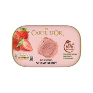 Carte D'or Delightful Strawberry Ice Cream Dessert 900ml